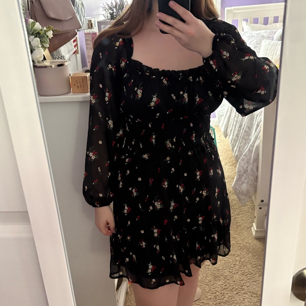 Trixxi Black Floral Mini Dress - Picture 4 of 4